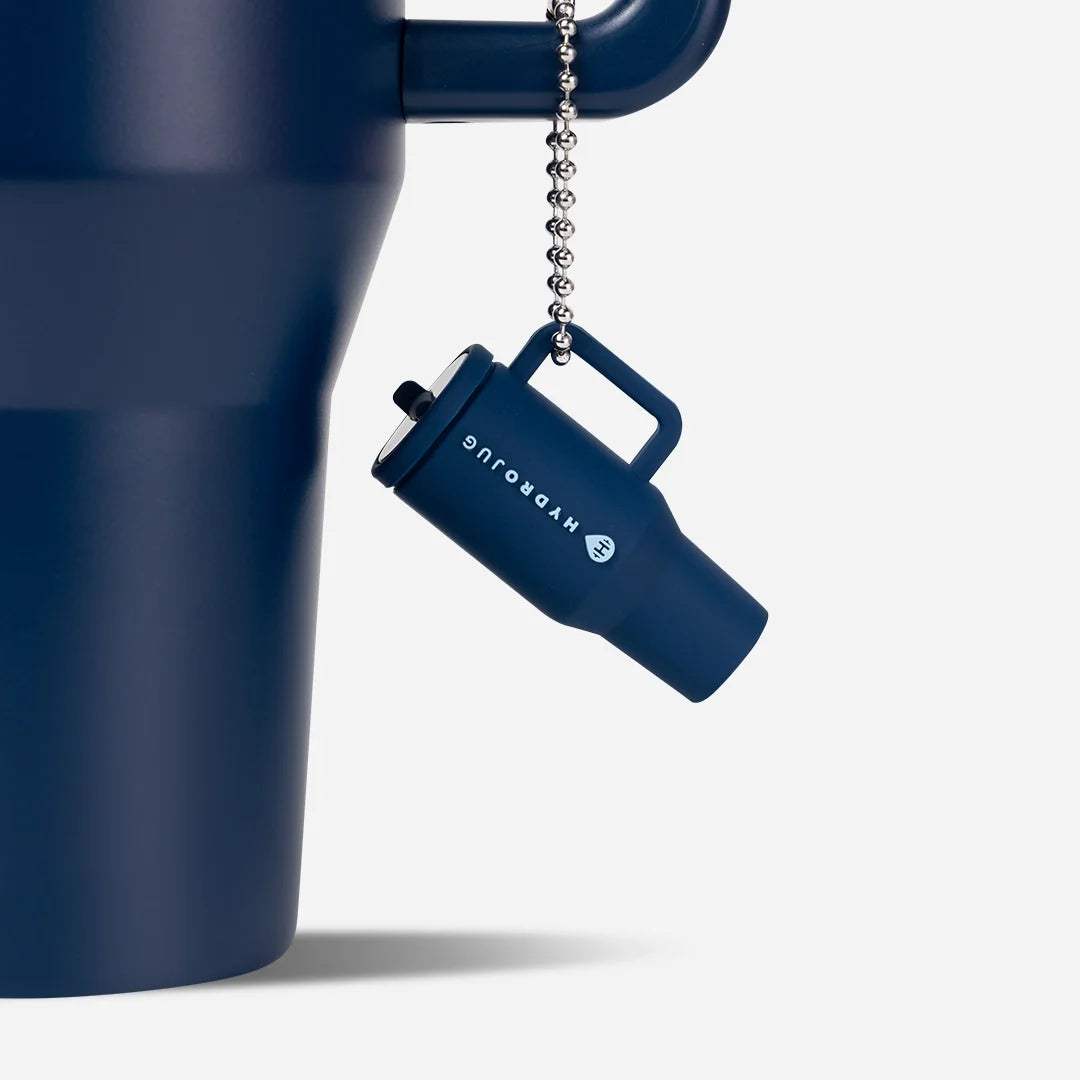 traveler-keychain-f2 Web-TravelerKeychainPhotos-Navy2.webp